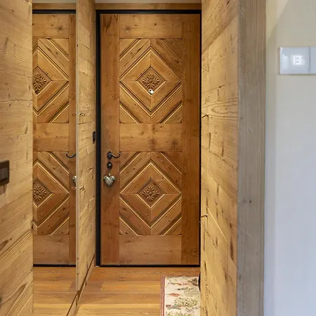 Casa Maddalena, Quiet And With Panoramic Balconies Apartment *