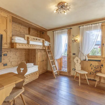 Casa Maddalena, Quiet And With Panoramic Balconies Cortina dʼAmpezzo